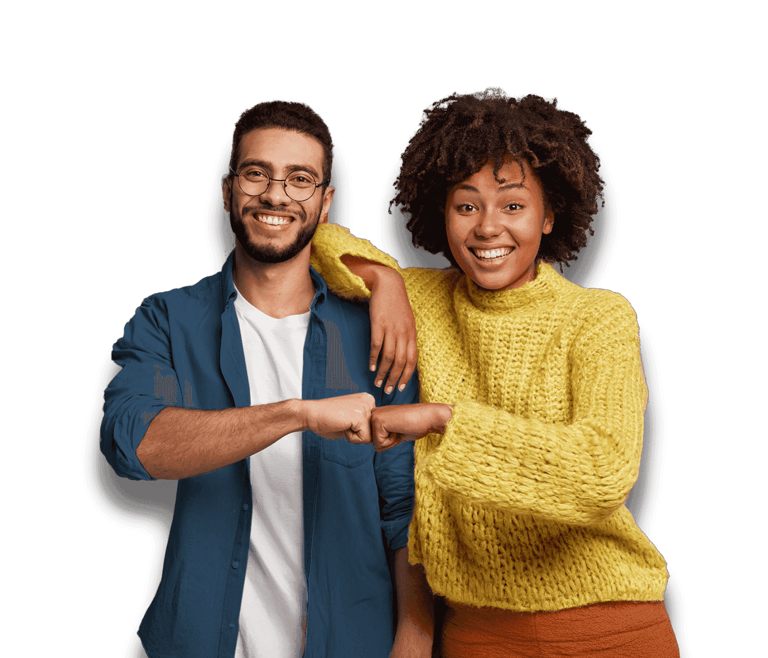 Duo van freelancers geeft elkaar en boks.